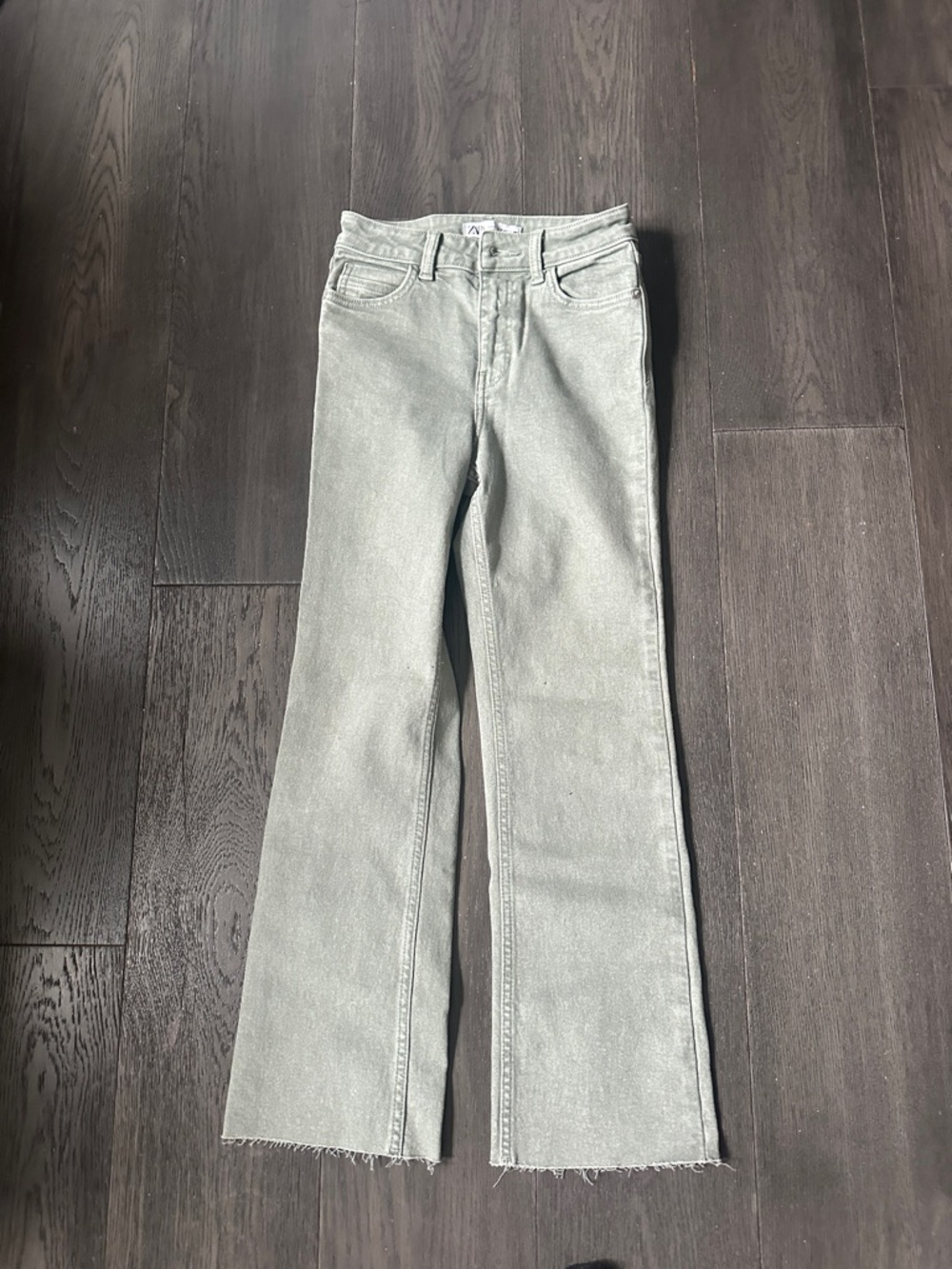 Zara Women's Light Gray Straight-Leg Jeans
